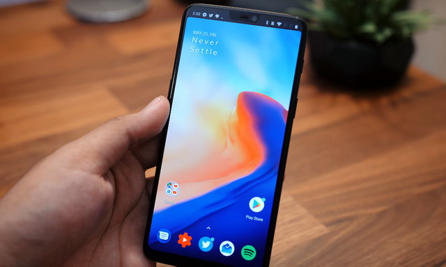 How to Change the OnePlus 6 Lock Screen & Wallpaper