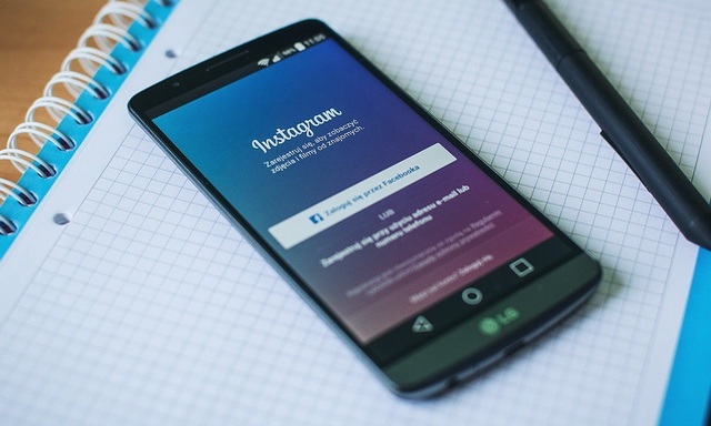 How to Hide Your Online Status on Instagram