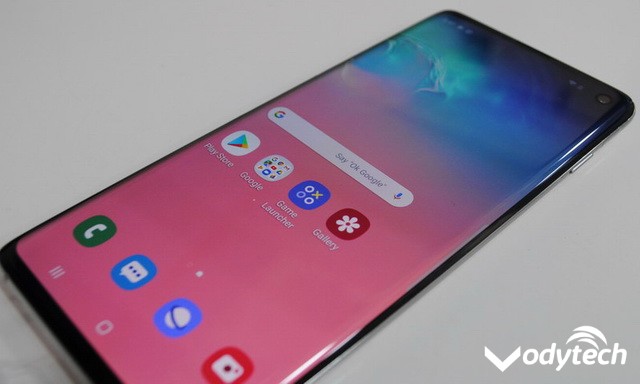 How to turn on Airplane Mode on Galaxy S10