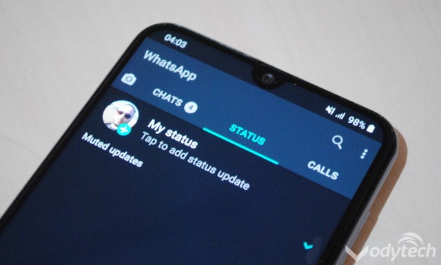 How to enable dark mode in WhatsApp for Android