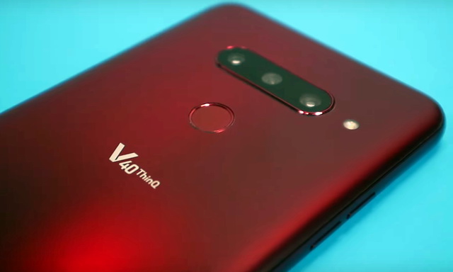 How to take a screenshot on LG V40 ThinQ