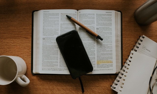 Best Dictionary Apps for iPhone and iPad