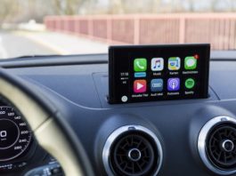 Best Apple CarPlay Apps for iPhone