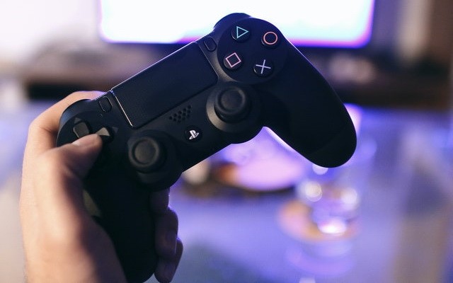 PS4 Controller