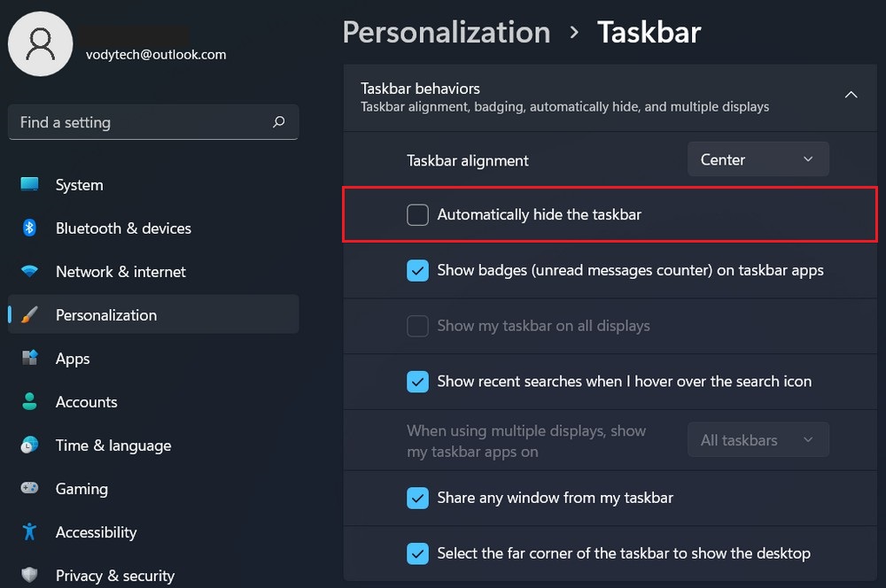 Disable Auto Hide Taskbar on Windows 11
