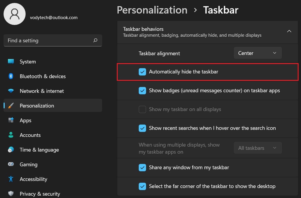 Enable Auto Hide Taskbar on Windows 11